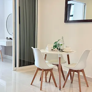  Apartmán The Shore Cbd By Laxzone